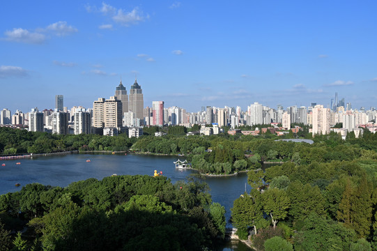 上海长风公园银锄湖
