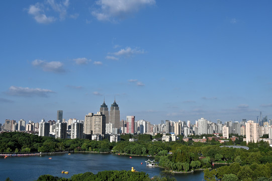 上海长风公园建筑群