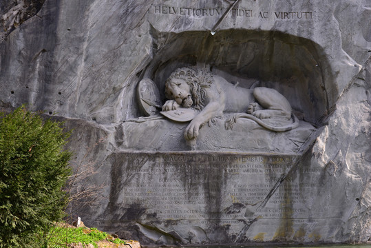 狮子纪念碑