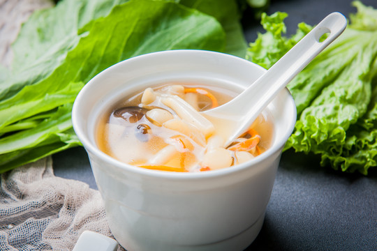 广式珍菌汤