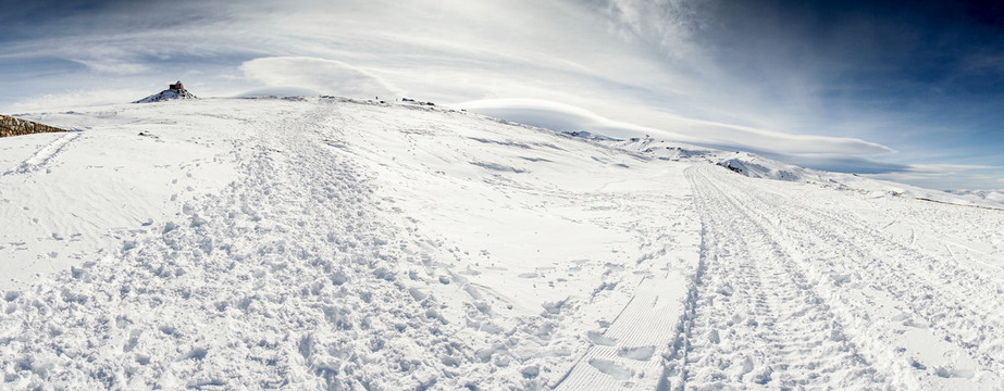 内华达山脉滑雪胜地