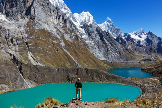 科迪莱拉山脉的徒步旅行场景