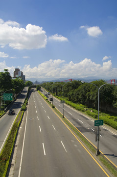 台北高速公路大角度拍摄