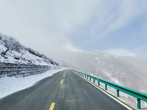 高原公路