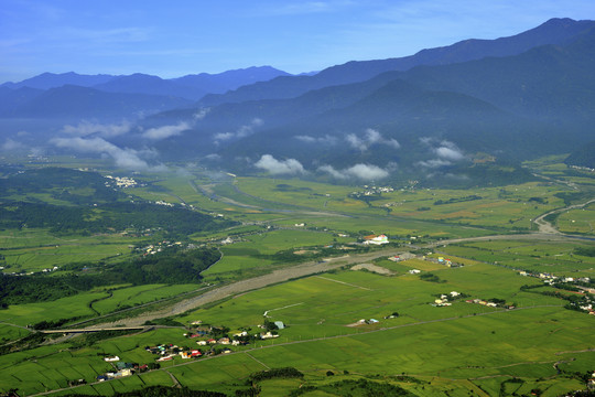 台湾六十石山