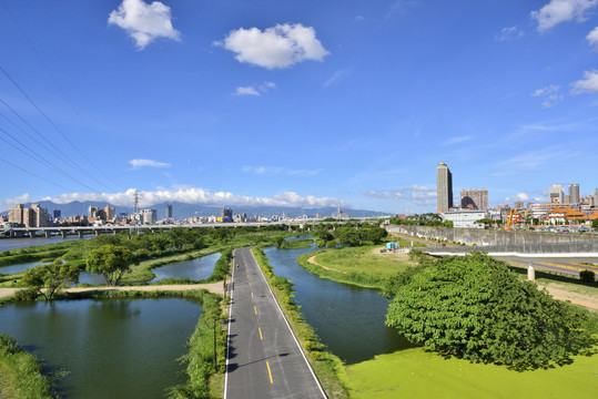 台湾新月桥