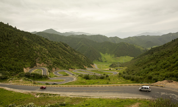 山路十八湾