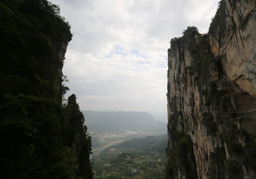 湖北建始黄鹤峰林景区