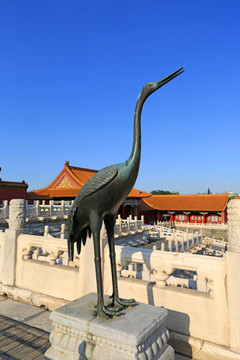 北京故宫太和殿前铜鹤