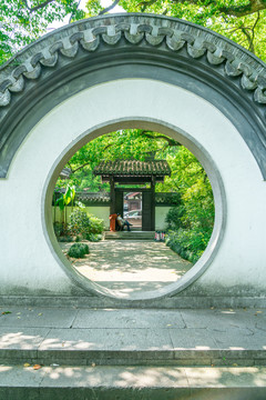 月亮門