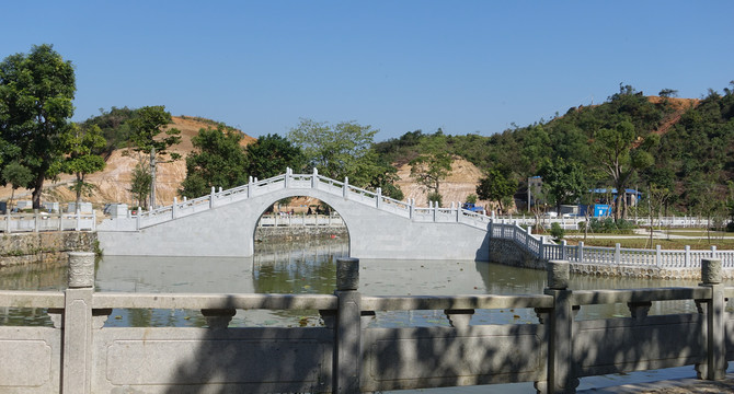 石桥