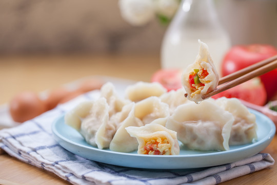 西红柿鸡蛋水饺