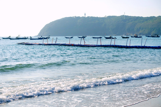 海滩海水浪花