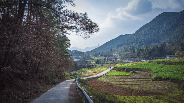 山村公路