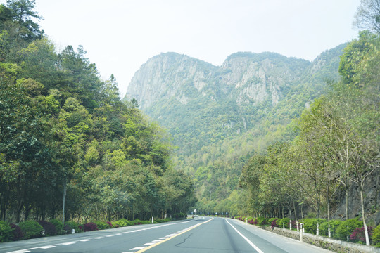 山间公路