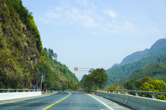 山区公路