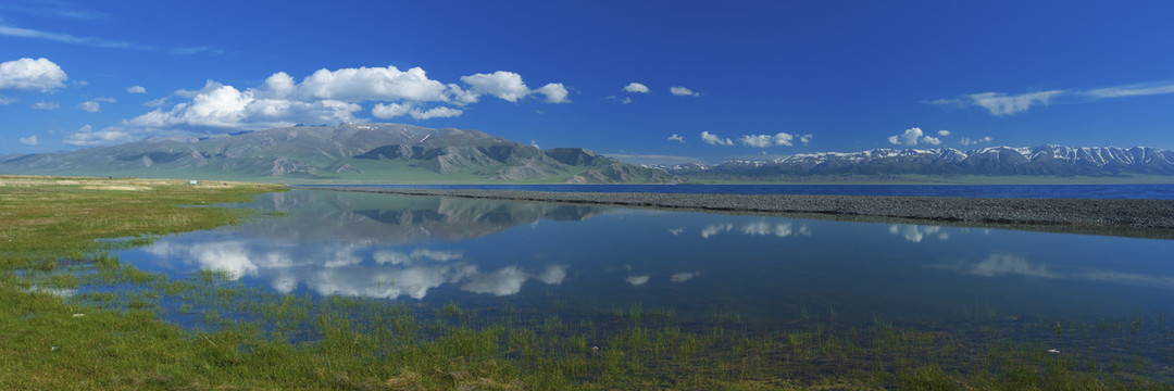 賽里木湖