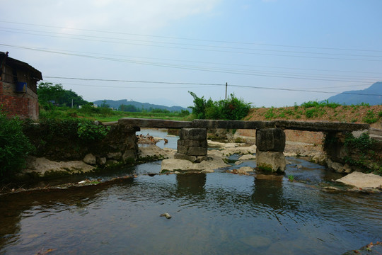 石头桥