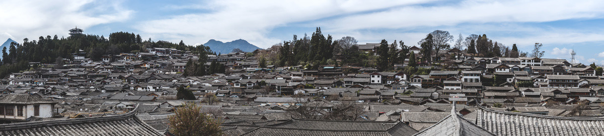 俯拍丽江古城全景