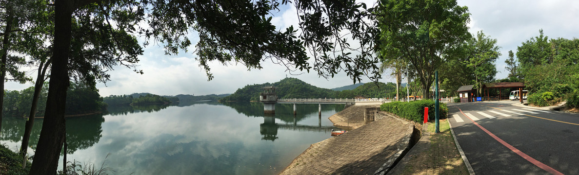 红花湖蓝天碧水高清全景商用