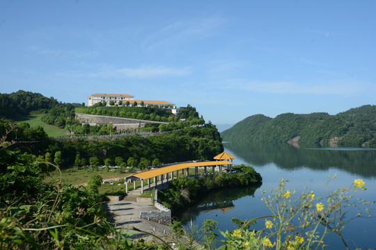 清江风景