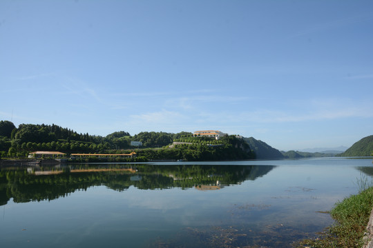 清江风景