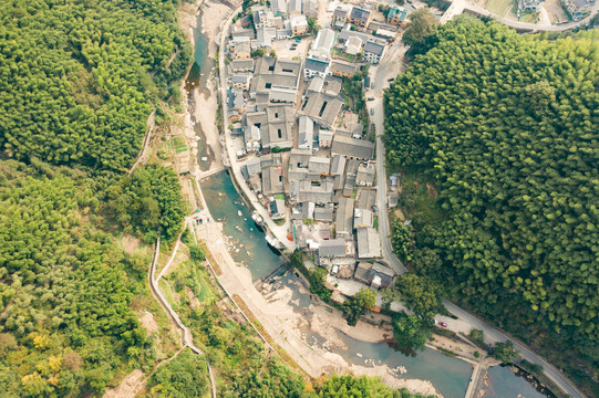 大山里的古村