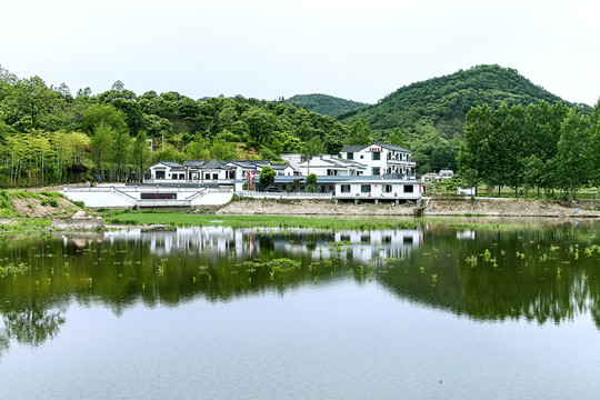 山水人家风光图片