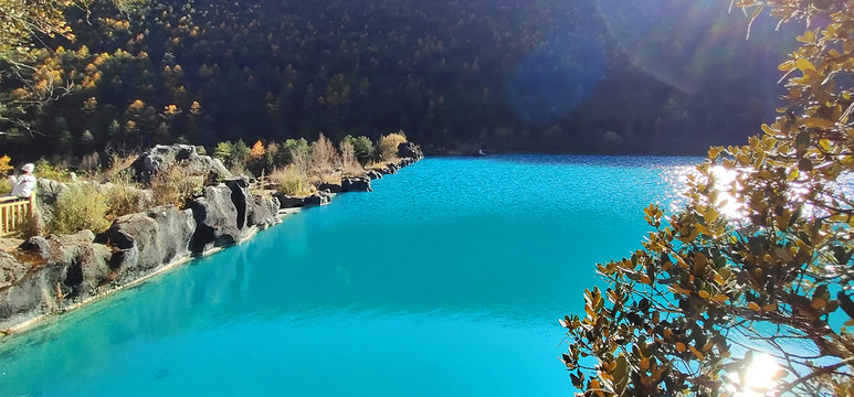 玉龙雪山蓝月谷