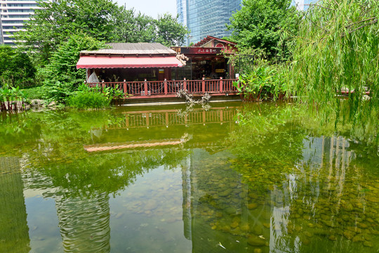 花城广场水上西餐厅