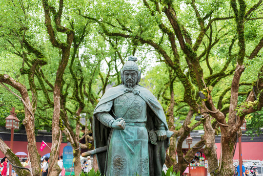 杭州西湖景区岳飞雕像