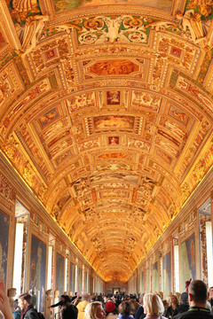 梵蒂冈博物馆内景