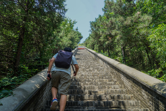 户外爬山登山