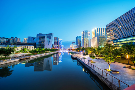 中国宁波东部新城夜景