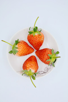 新鲜草莓素材图