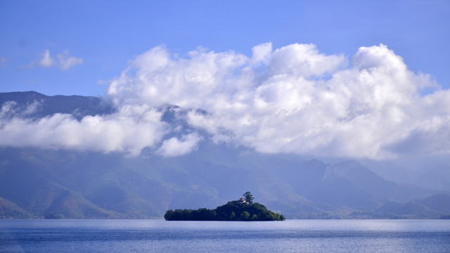 泸沽湖