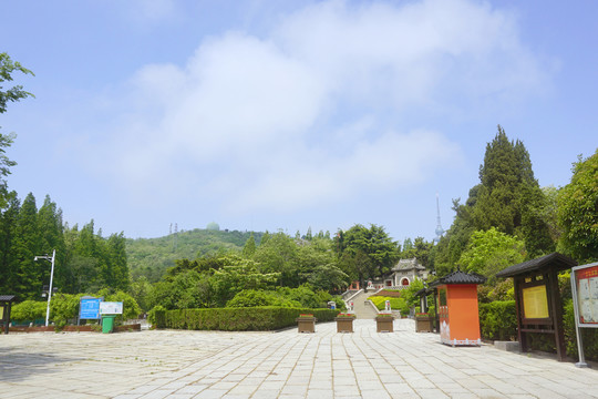 青岛湛山寺南门山门门楼