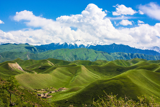 新疆石河子南山风景区