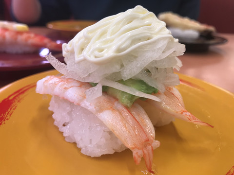 虾仁色拉寿司