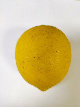 一个黄柠檬