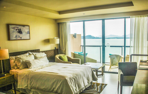 东南亚海岛度假酒店的客房