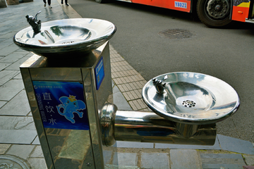 街头直饮水