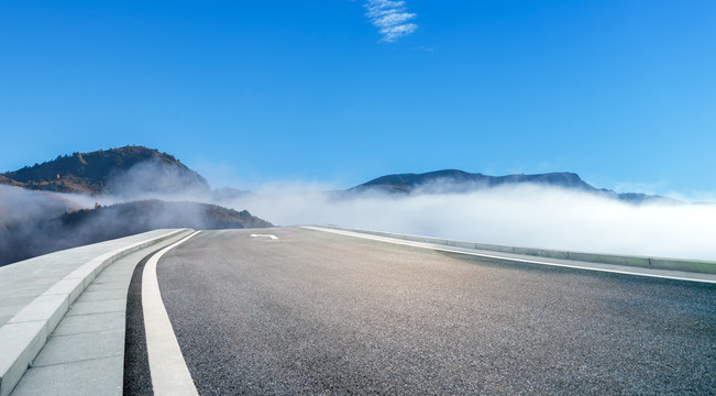 内蒙古高山公路