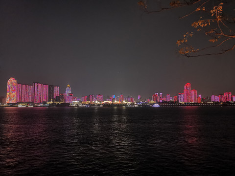 武昌江滩夜景