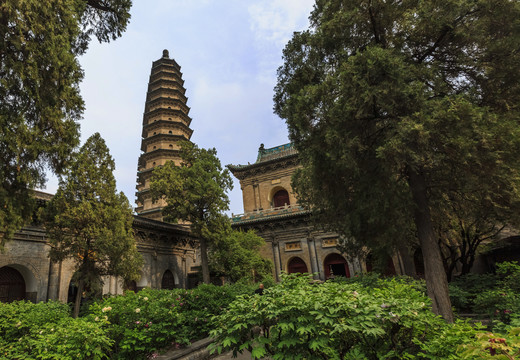 中国山西太原市永祚寺景区风光