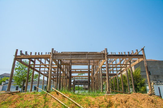 实木房屋建造