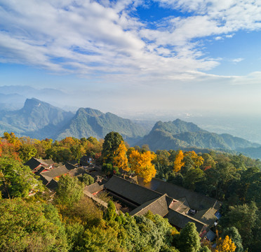 都江堰青城山上清宫秋色