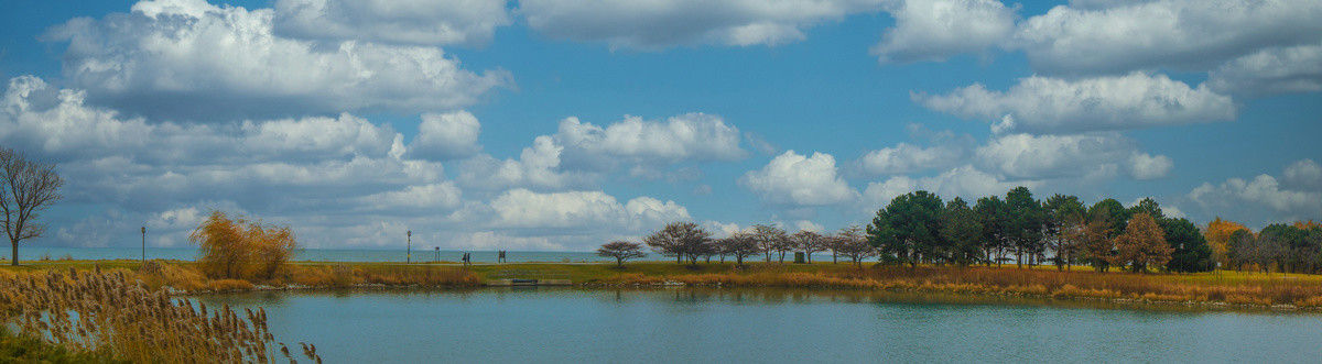 湖泊秋景