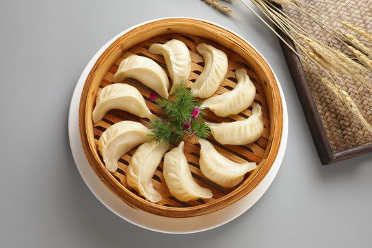 三鮮蝦仁蒸餃
