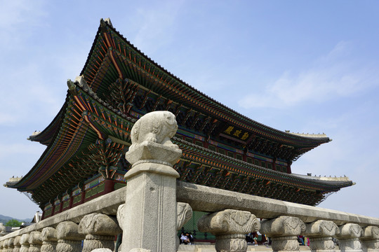 韩国景福宫勤政殿栏杆石雕
